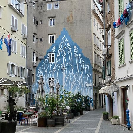 Ferienwohnung Old Square Rijeka Exterior foto